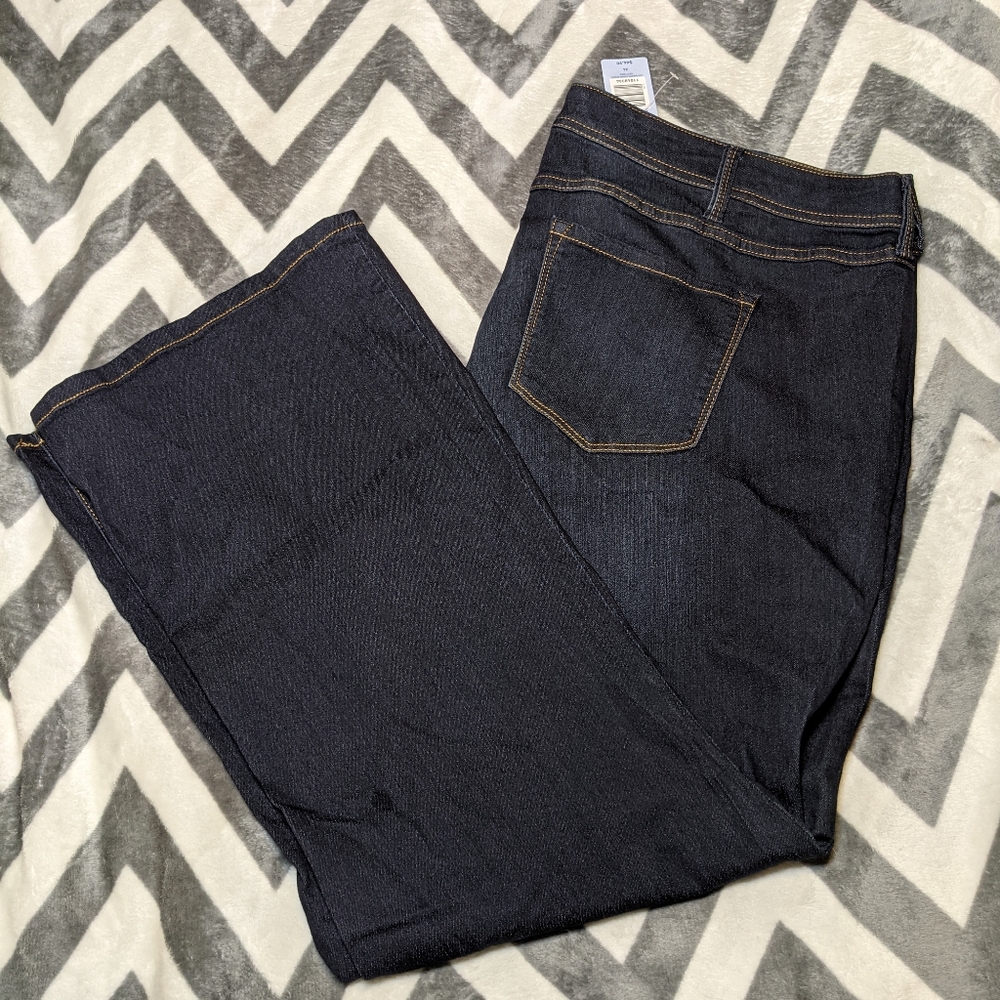 NWT Torrid Slim Boot Cut Jeans - Dark Wash